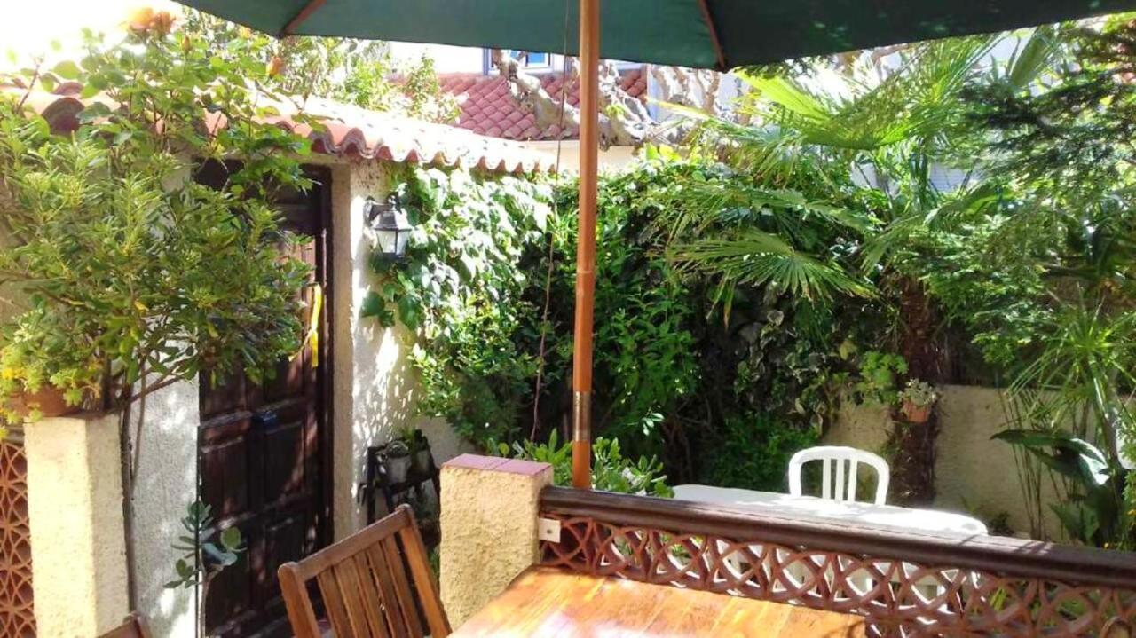 Maison Charmante A Sainte-Marie Avec Grand Jardin Екстериор снимка