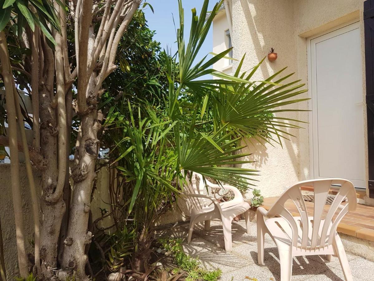 Maison Charmante A Sainte-Marie Avec Grand Jardin Екстериор снимка